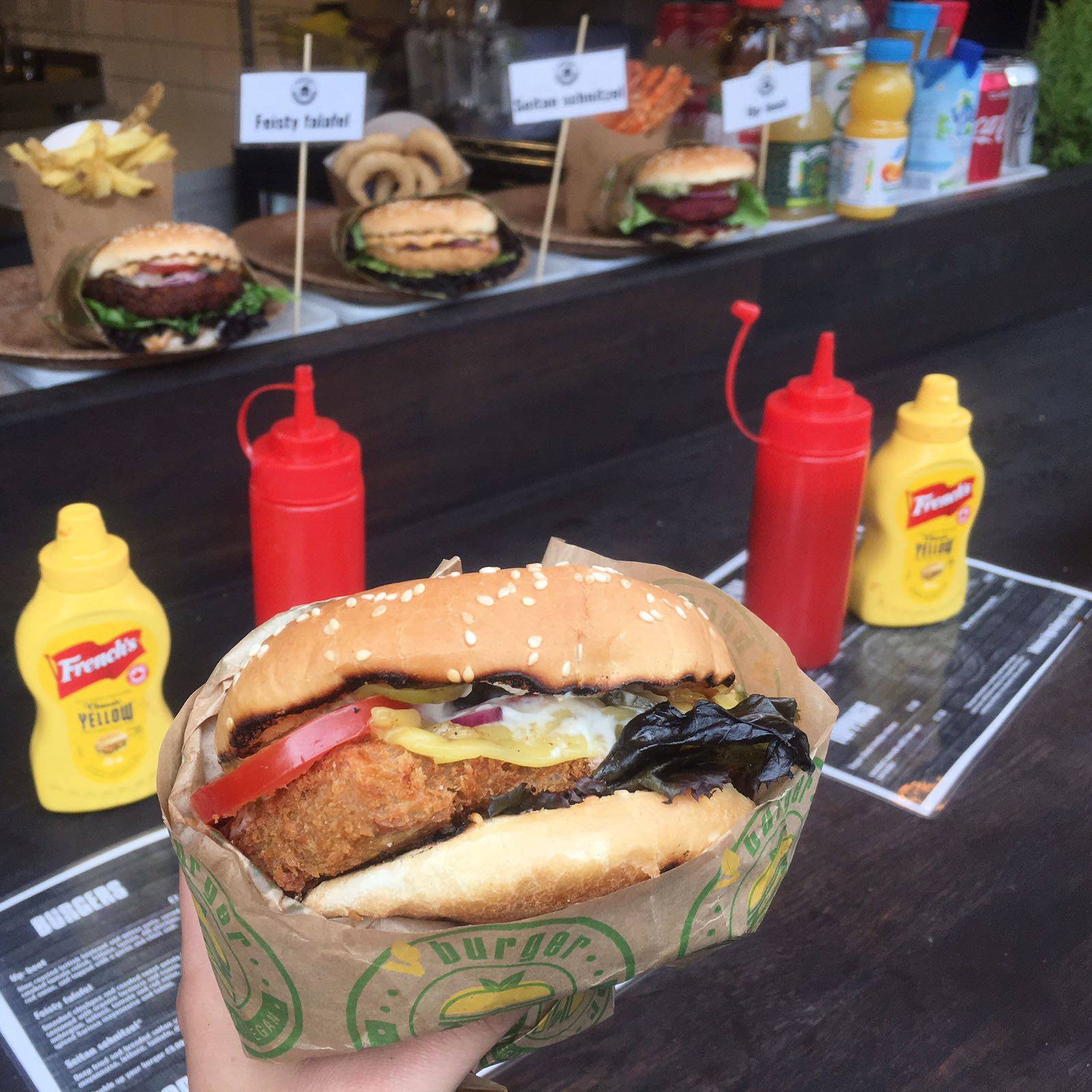 VBurger Camden London Vegan Burger Seitan Schnitzel